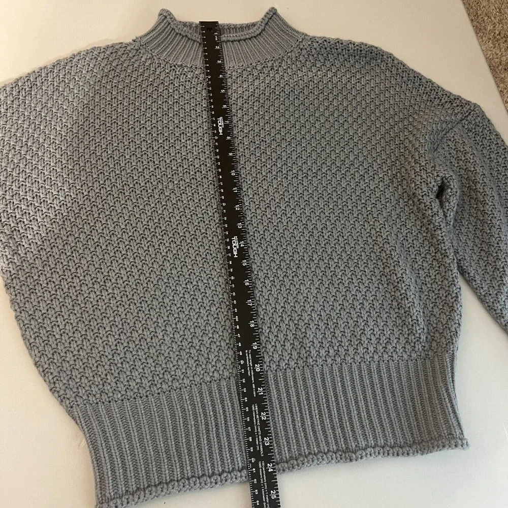 Zesica Sweater Womens Medium Gray Long Sleeve Mock Neck Chunky Open Knit‎ Casual